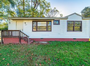 2527 Rhodes Dr, Augusta, GA 30906