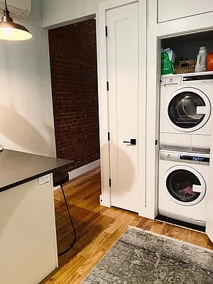 Rented by Gold-Stone Realty | media 6