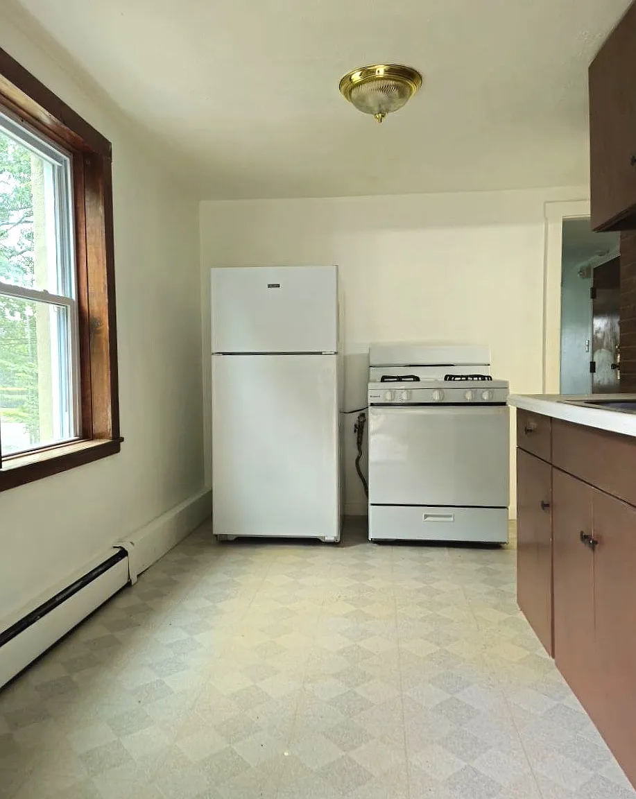 1 bed, $1,400 — Photo 3