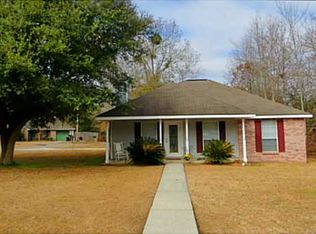 9913 Hamakua St, Diamondhead, MS 39525