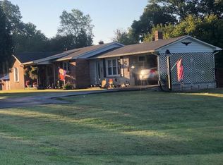 3744 Mud Lick Flippin Rd, Tompkinsville, KY 42167