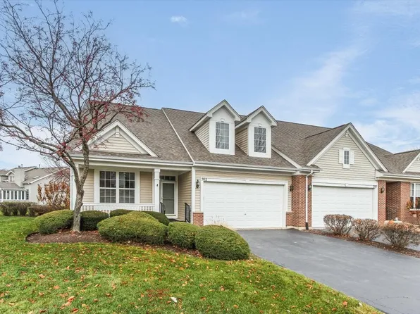 202 Braeburn Cir, Sugar Grove, IL 60554