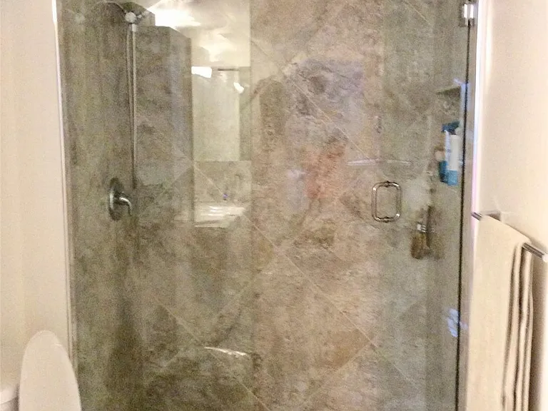 2220 N Cypress Bend Dr #104 — Photo 18