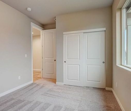 4th image of 18113 NE 48th Ct Lot 85