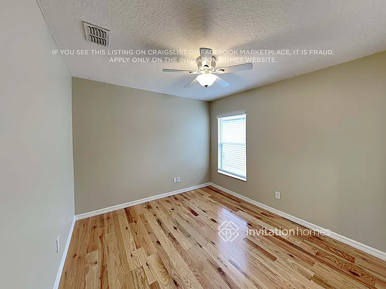 13845 Carolina Laurel Dr — Photo 16