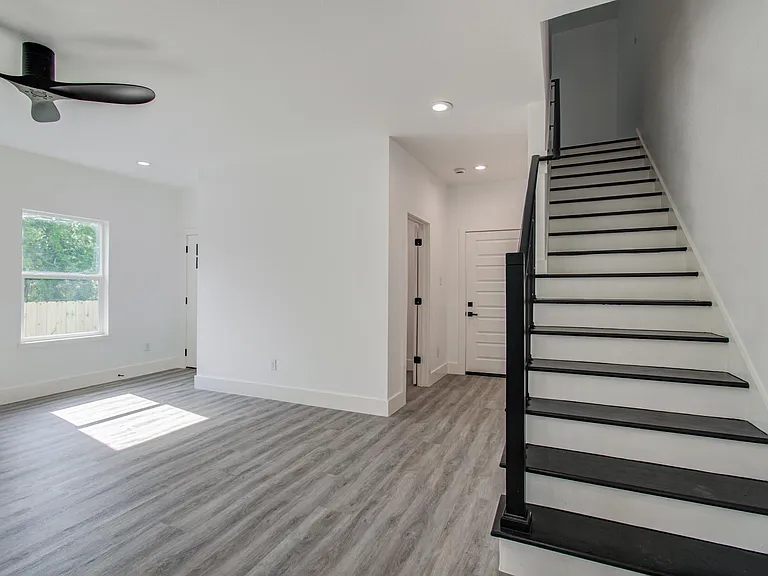 6531 Rosemary Ln #B — Photo 12