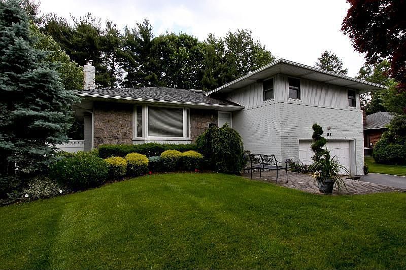 1st image of 84 Hazelwood Dr