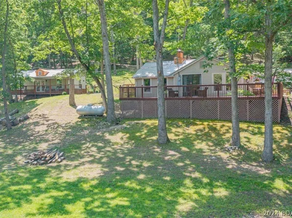 207 Empty Hill Dr, Sunrise Beach, MO 65079