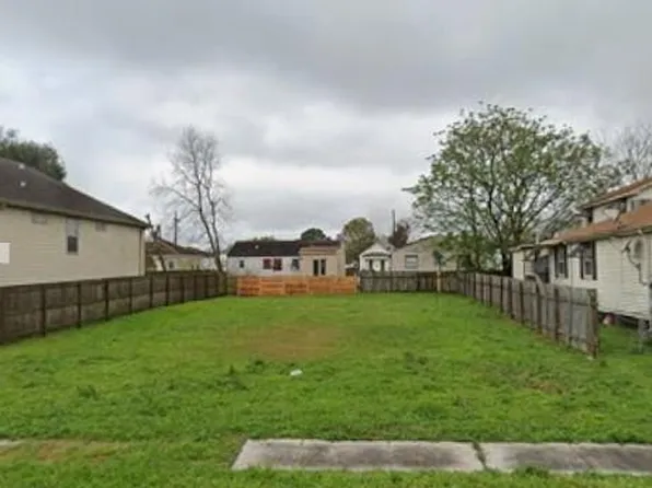 5740 Vermillion Blvd, New Orleans, LA 70122