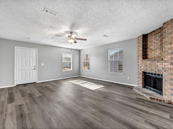 fayetteville-arkansas-448576526 picture