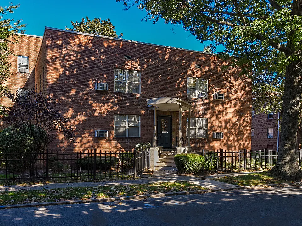 Mayfair Apartments