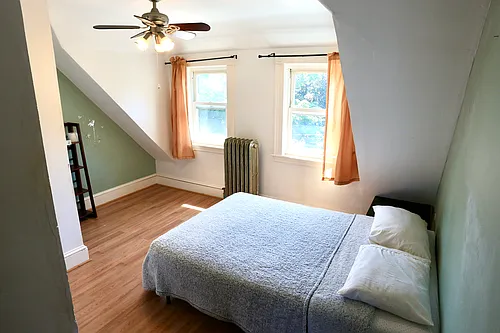 124 Forest St #3 Photo 1