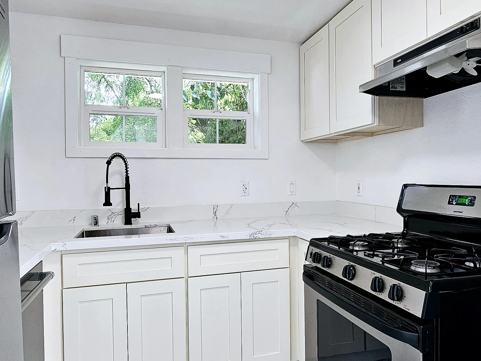 1 bed, 501 sqft, $1,875 — Photo 3
