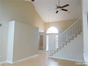 3 bed, 3.0 bath, 1798 sqft, $2,500 — Photo 4