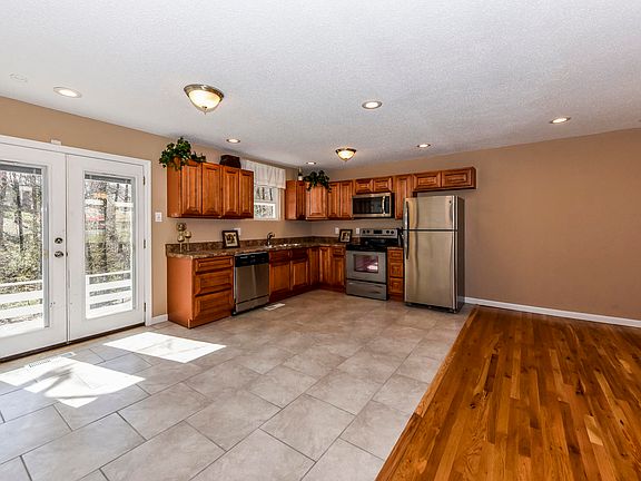 4th image of 6508 Rock Bridge Ln