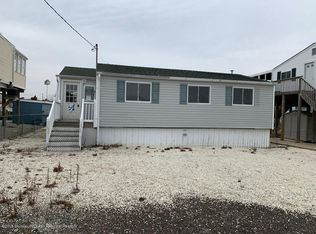 63 Tarpon Rd, Tuckerton, NJ 08087