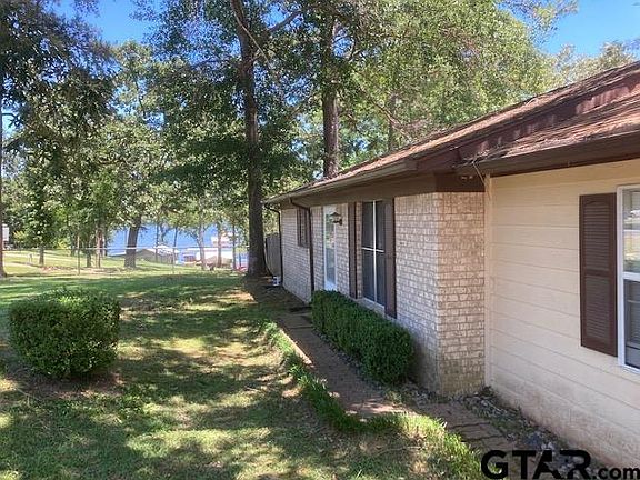 2nd image of 15623 Wilkinson Dr