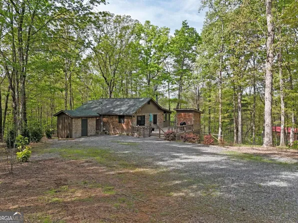 112 Sunrise Ln, Blue Ridge, GA 30513