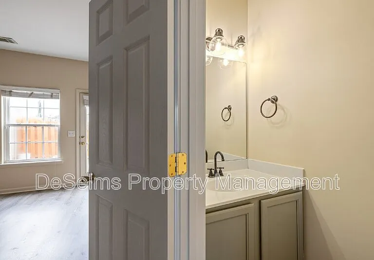 1101 Downs Blvd #G104 — Photo 13