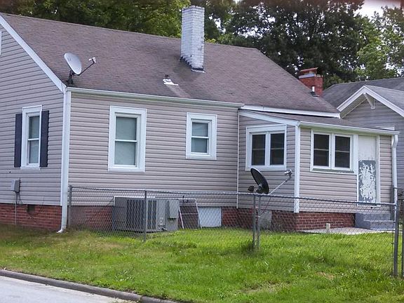 2nd image of 209 Penn Pl