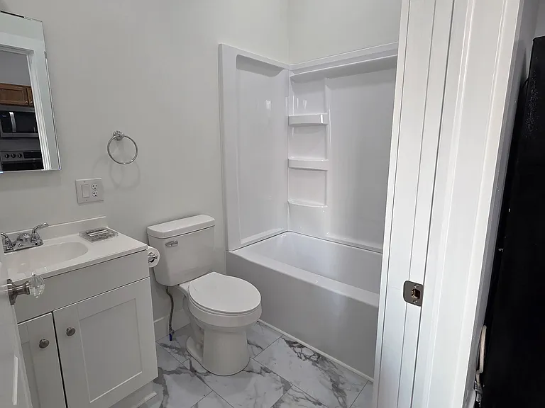 127 Retreat St — Photo 14