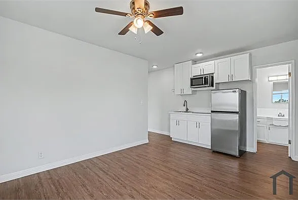 4170 Marlton Ave #G — Photo 3
