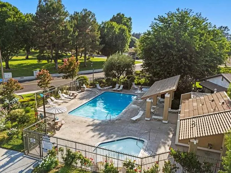 25610 Palma Alta Dr — Photo 13