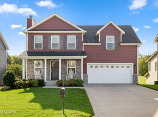 298 Twilight Blvd, Sharps Chapel, TN 37866