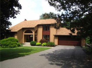 23 Burnley Rise, Pittsford, NY 14534