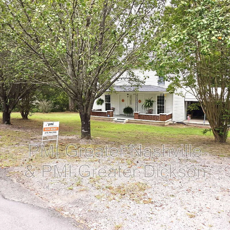 2 bed, 1.5 bath, 1713 sqft, $1,700 — Photo 2