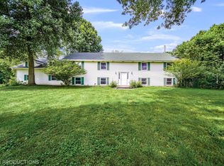 408 N 400 E, Valparaiso, IN 46383