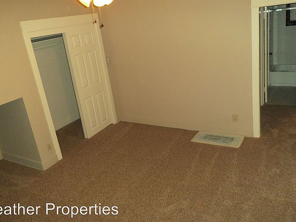 3rd image of 109 Bennett Ave APT D