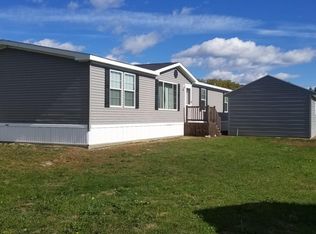 16 Barts Ln, Hancock, ME 04640