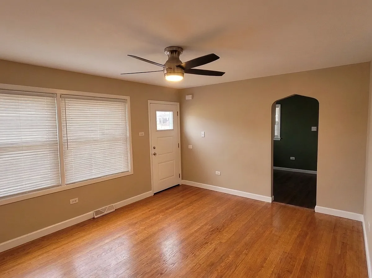 2 bed, $2,400 — Photo 2