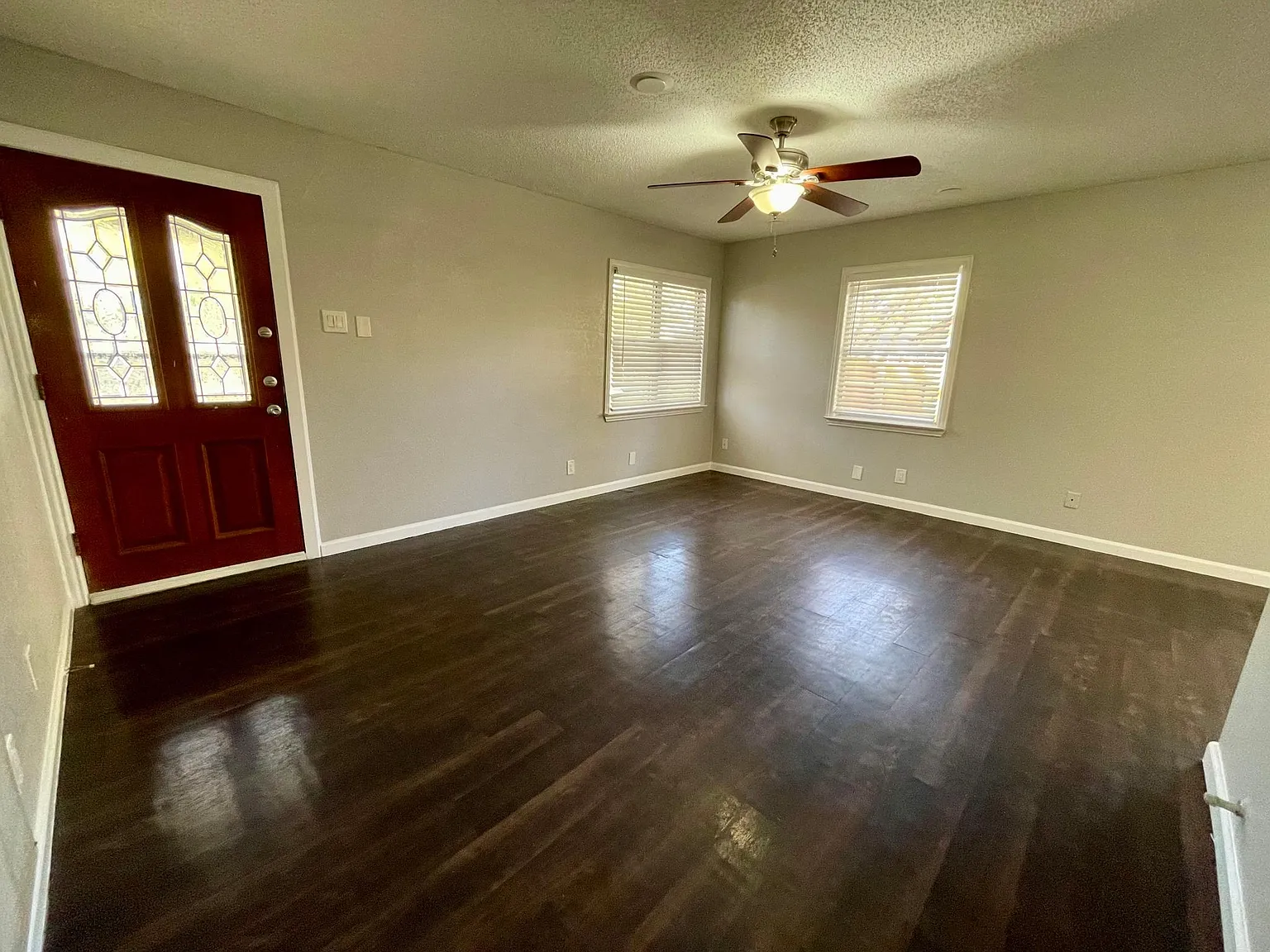 1000 Belmont Drive — Photo 3
