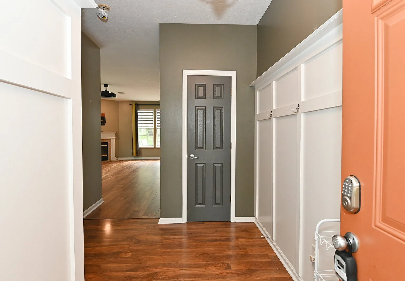4 bed, 2.5 bath, 2948 sqft, $2,700 — Photo 4