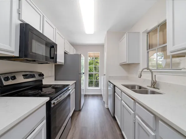 3770 Lovers Wood Ln APT 709, Houston, TX 77014