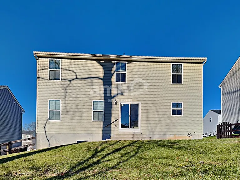 4651 Megan Danielle Dr — Photo 19