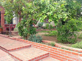 11150 Lull St, Sun Valley, CA 91352