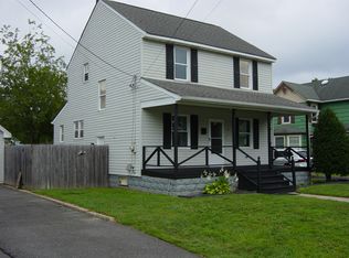 9 Northridge St, Patchogue, NY 11772