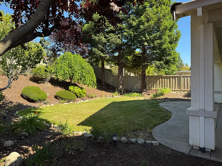 1375 Tahoma Ln — Photo 23