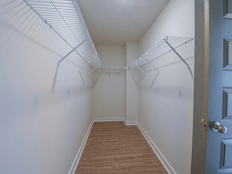 305 Lorien Way — Photo 13