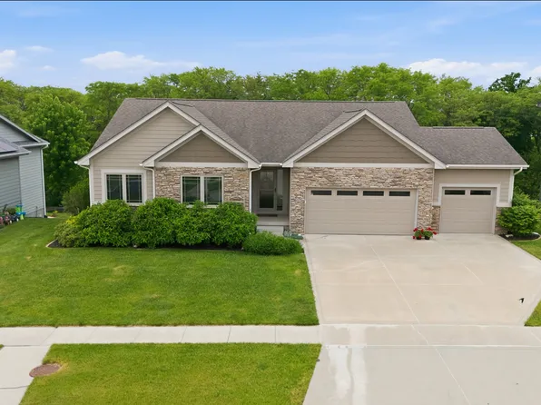 617 Timberview Dr, Adel, IA 50003