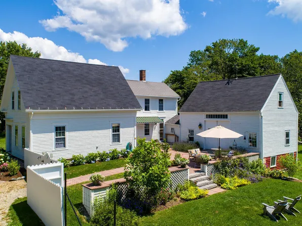 67 N North Deer Isle Road, Deer Isle, ME 04627