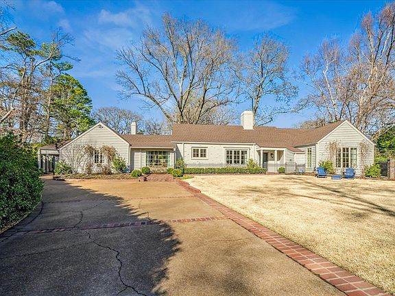 2nd image of 4160 Tuckahoe Rd