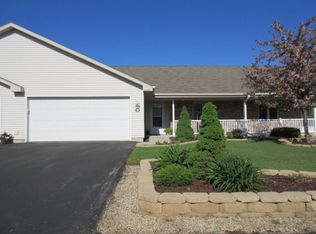 2725 Havenwood Dr UNIT D, Oshkosh, WI 54904