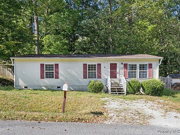 2nd image of 116 Briar Ln
