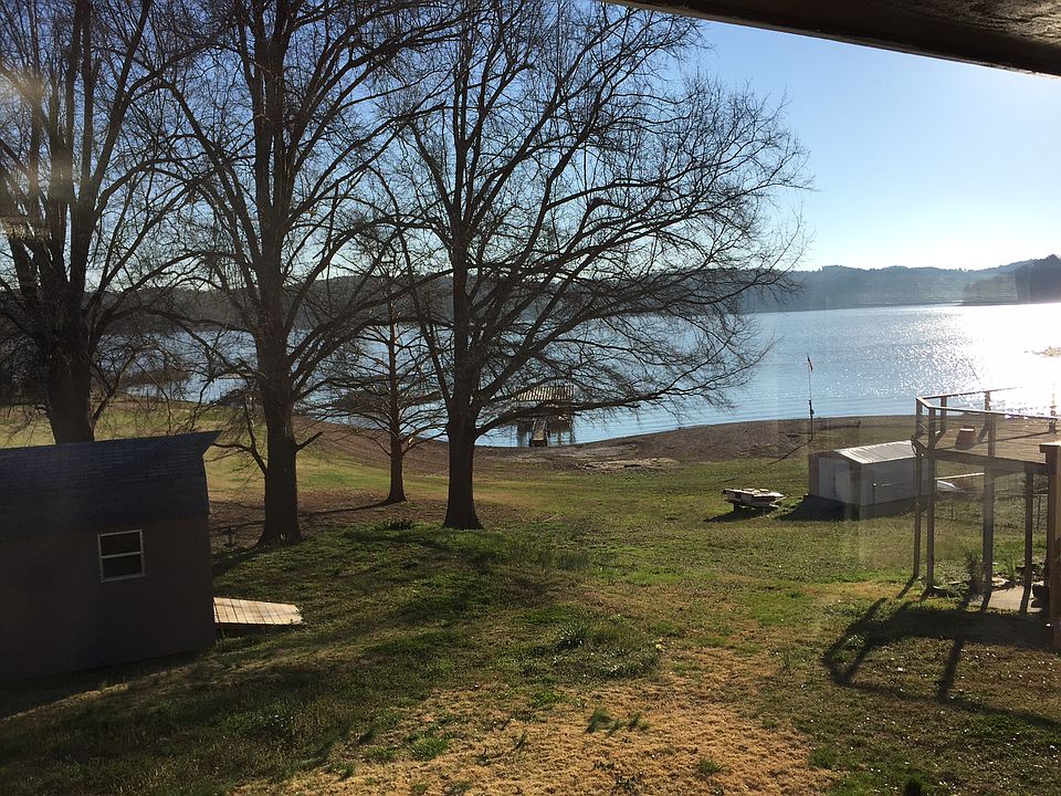 1st image of 8094 N Lakeshore Dr