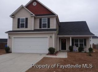 304 Roanoke Dr, Raeford, NC 28376