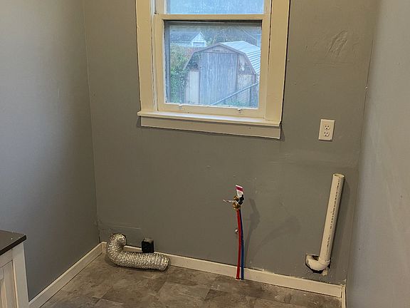 220-volt electric dryer hookup